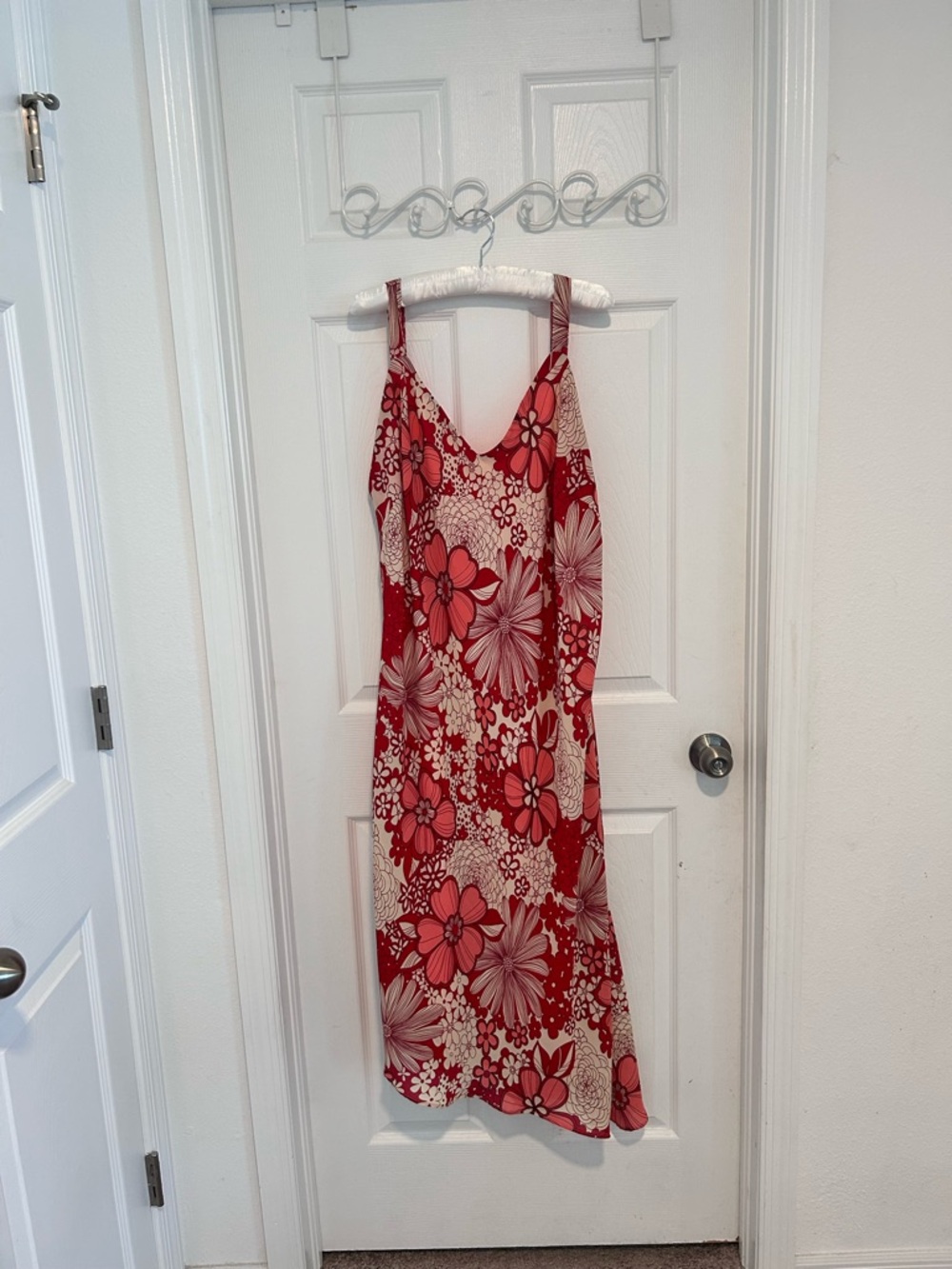 A Wild Thyme Pink & Red Floral Asymmetrical Maxi Dress Size 22